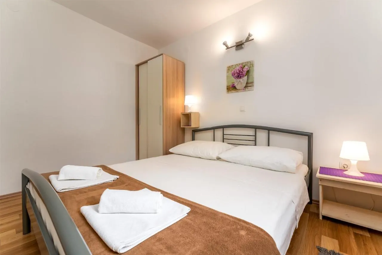 Apartmani Rubessa Baška Apartmán