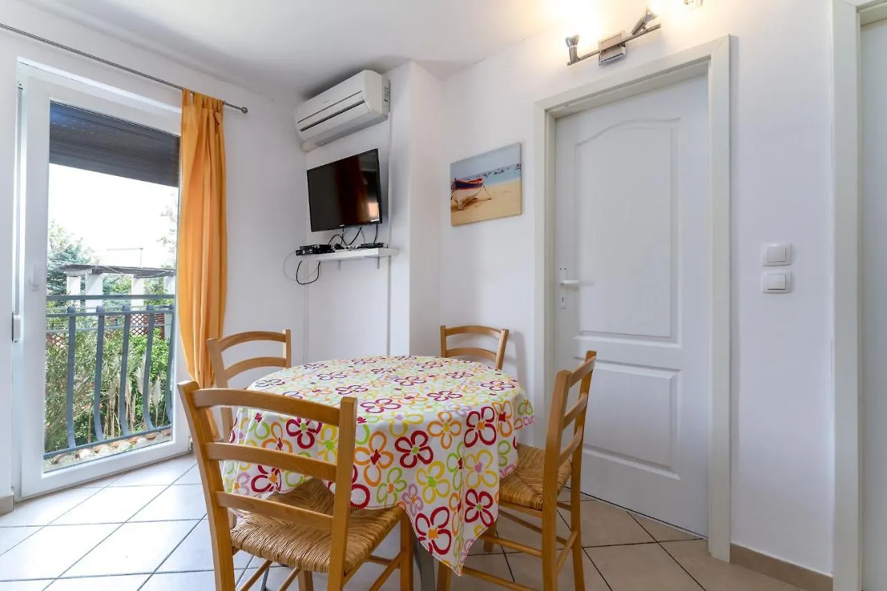 Apartmani Rubessa Baska  Apartment