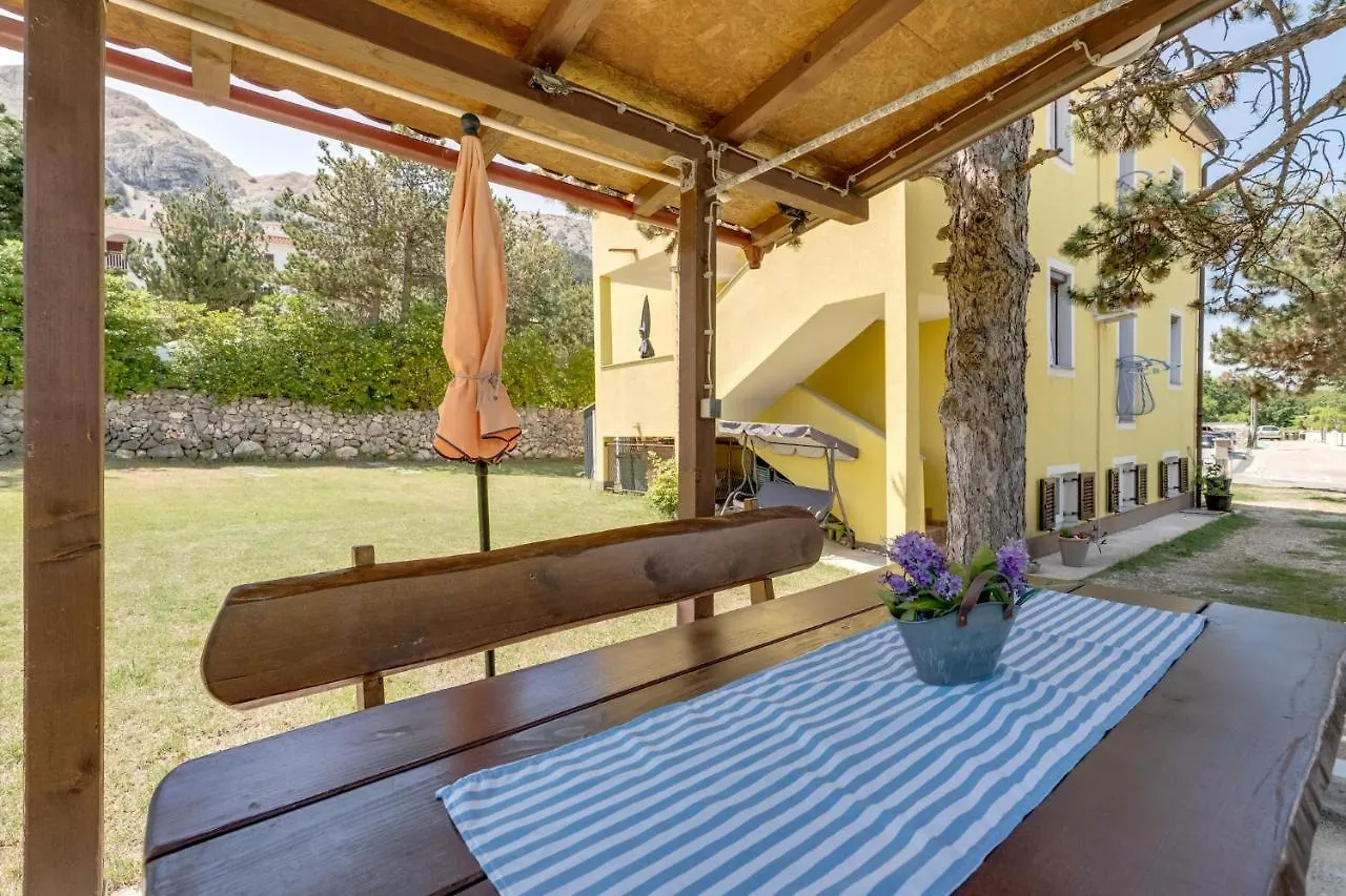Apartmani Rubessa Baška Apartmán