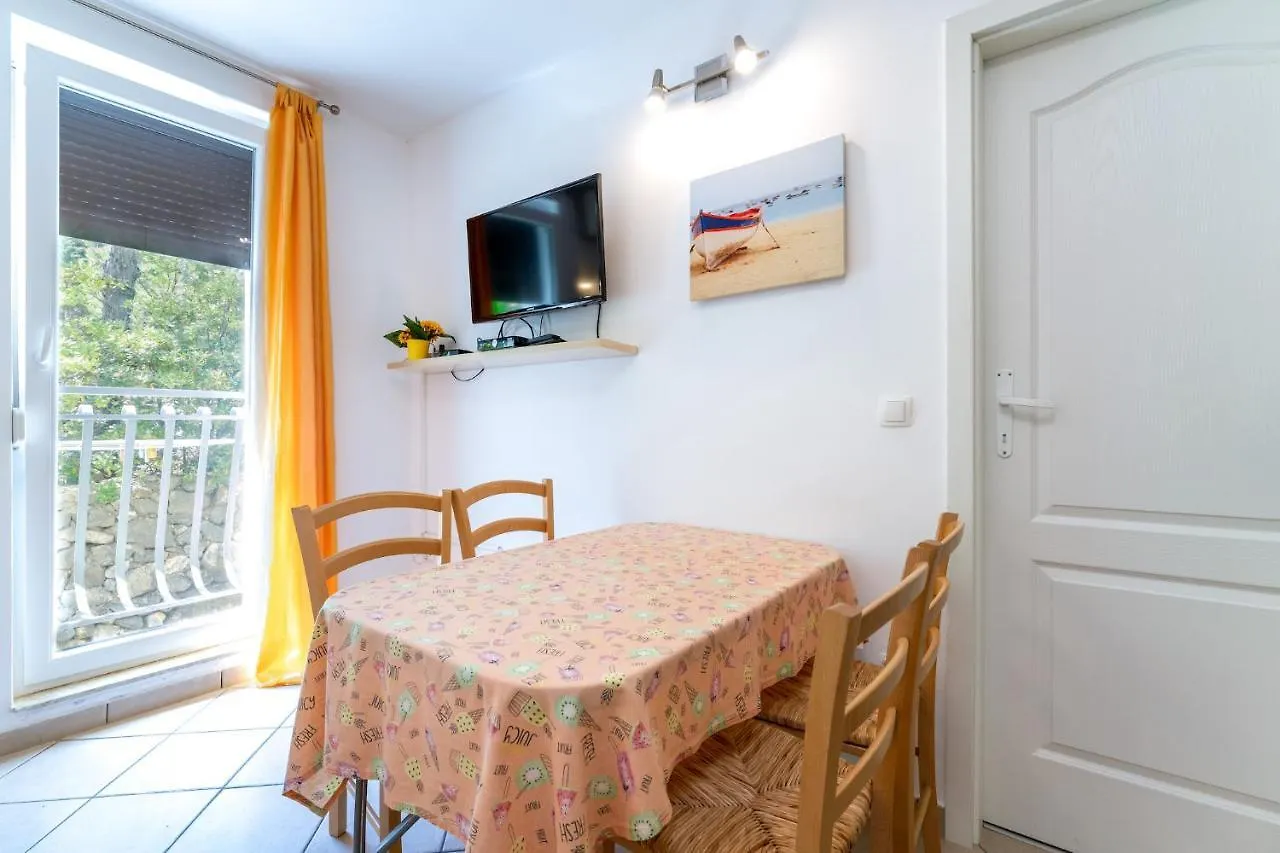Apartment Apartmani Rubessa Baska
